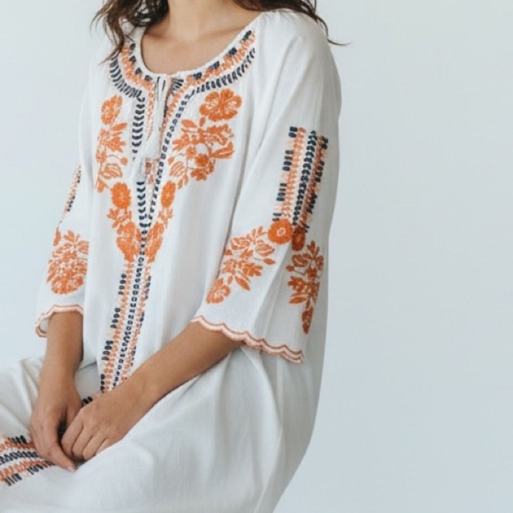 Chic Connection Boho Embroidered Mini Dress in Size Large